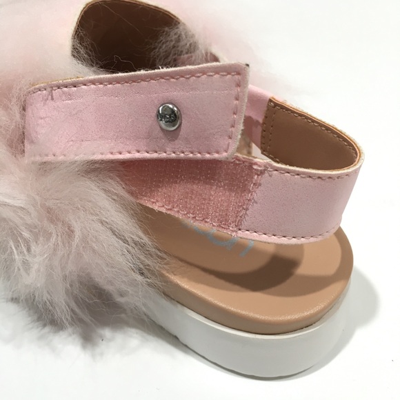 UGG HOLLY FURRY SANDALS -SEASHELL PINK SHEEPSKIN -BIG KIDS US 4 -NEW - Picture 6 of 7